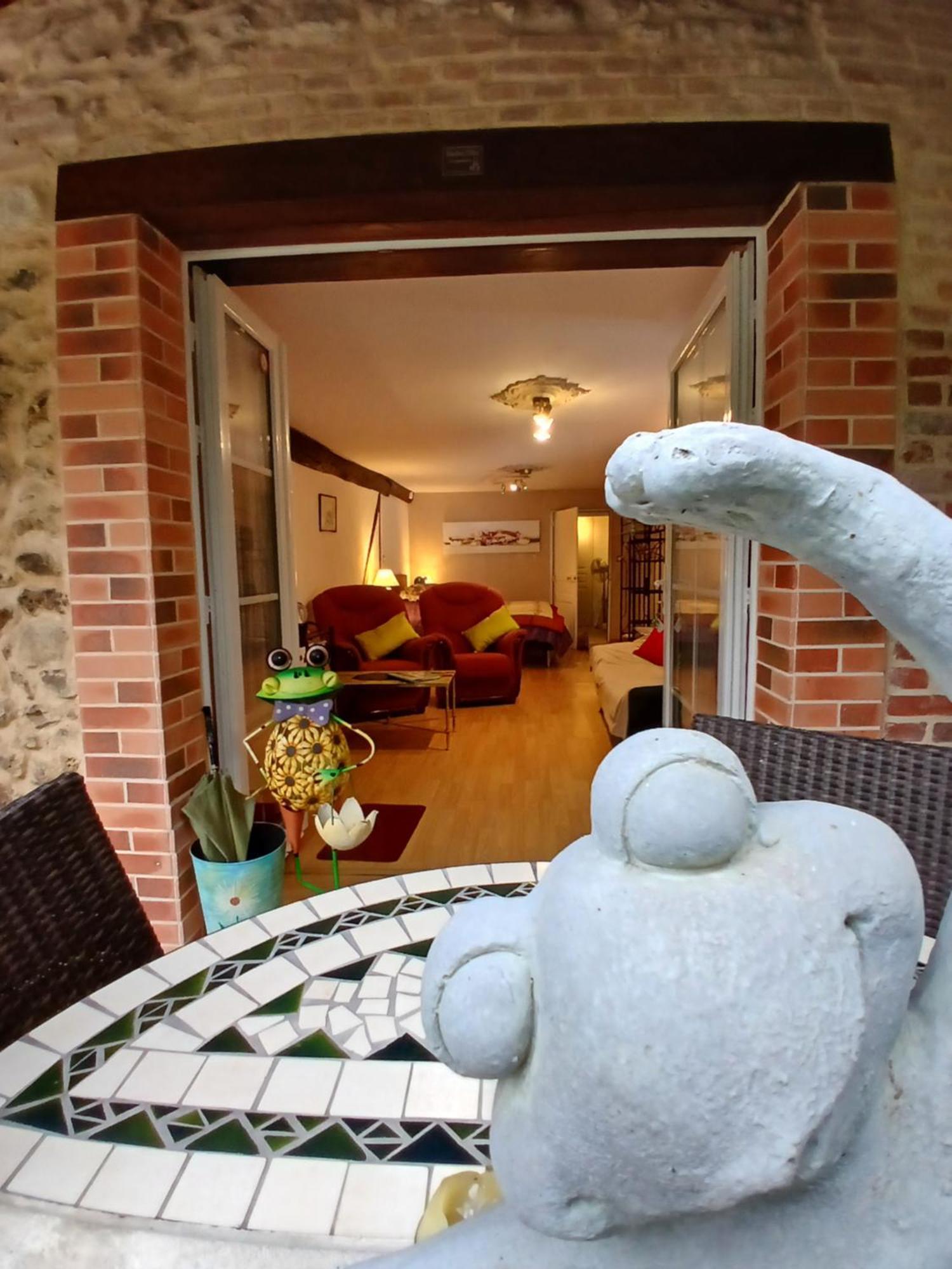 La Crapounette (Adults Only) Pierry Экстерьер фото